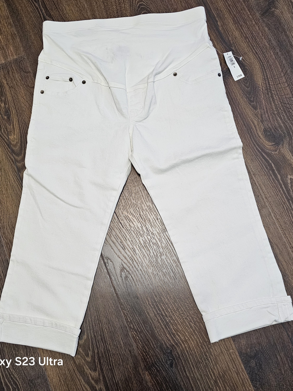 Old Navy Maternity NWT Full Panel Capris Women's Size 8 Cotton Spandex White